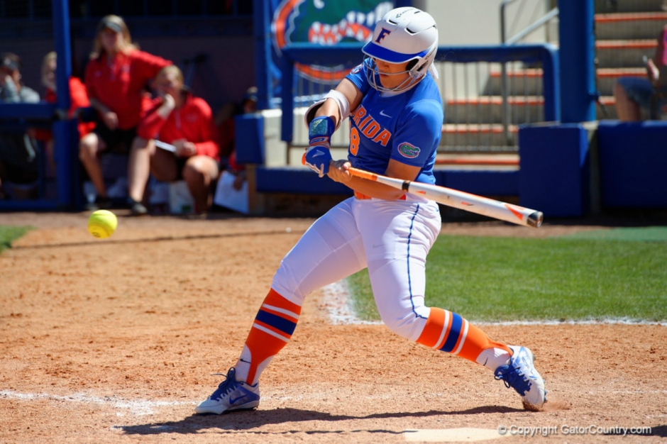 Florida Gators softball finishes off sweep of LSU