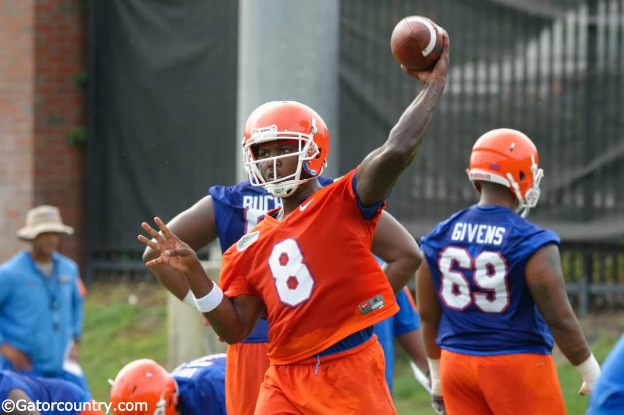 University of Florida quarterback Malik Zaire throws a pass during the