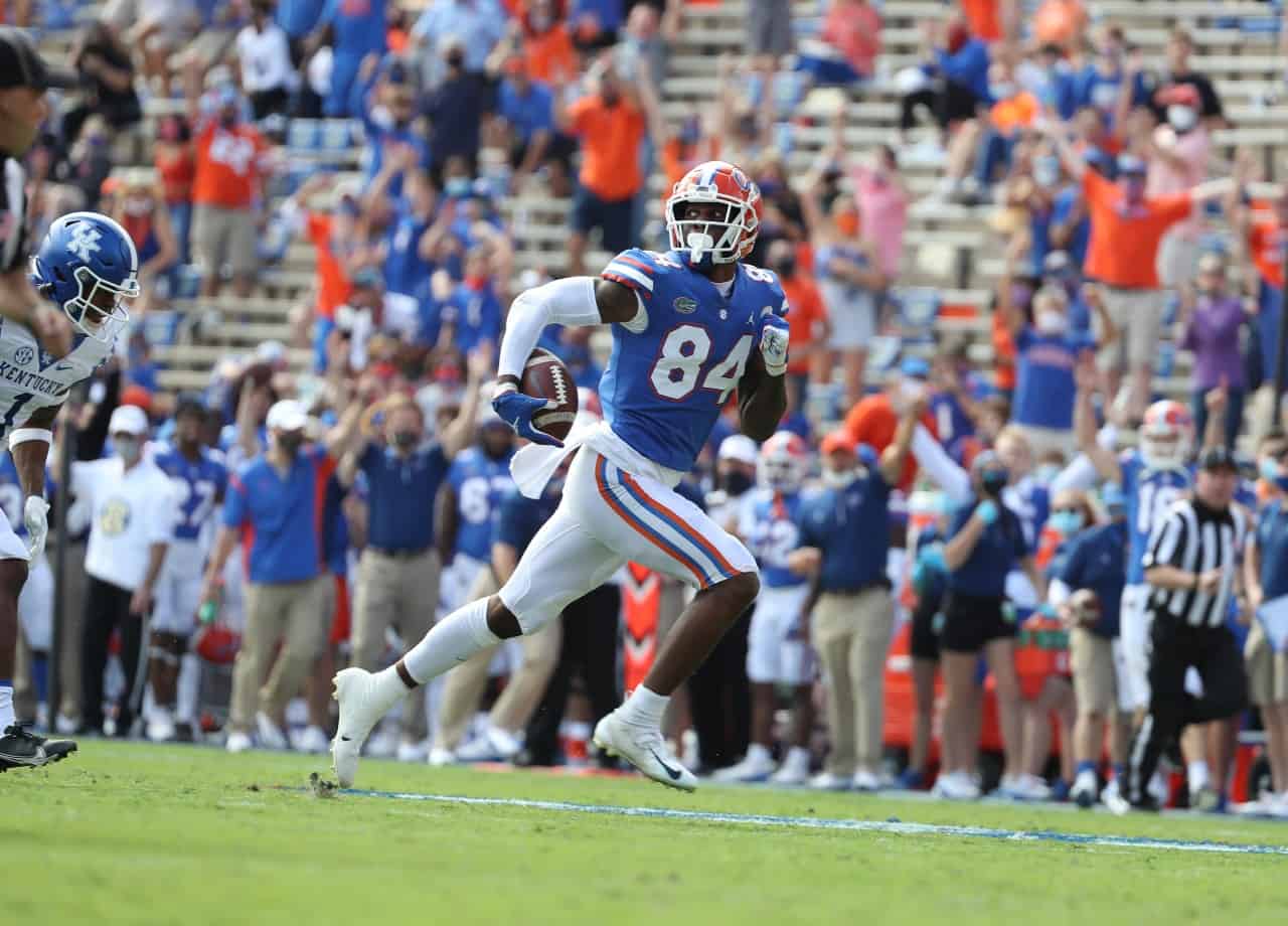 Former Gator Kyle Pitts returns to Gainesville for kids football camp