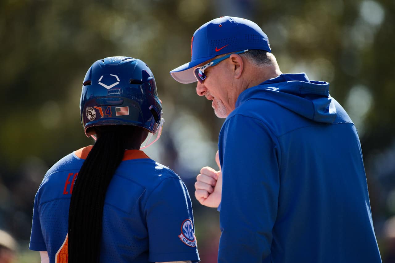 Florida Gators softball travels to take on Arkansas 