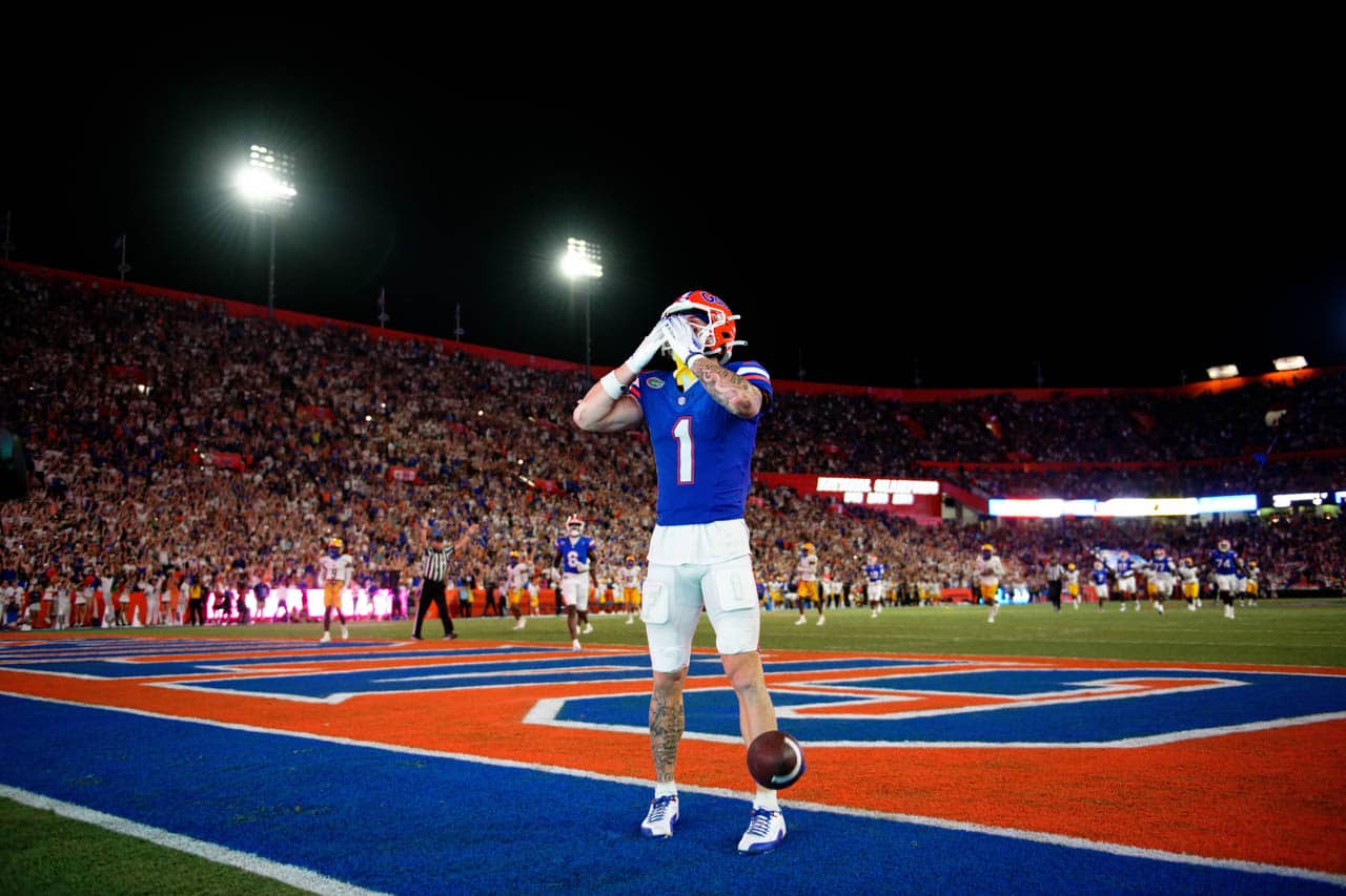 FINAL: Gators 49, McNeese 7 - Florida Gators